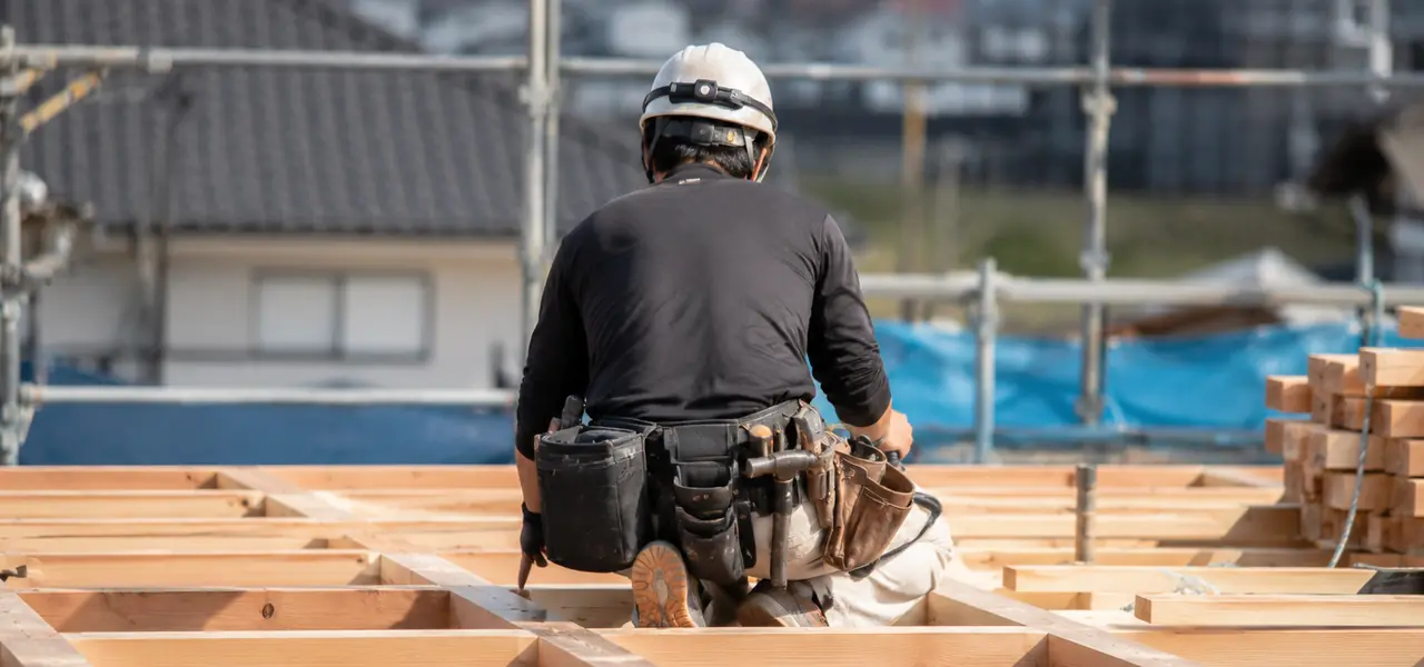現場の職人による施工